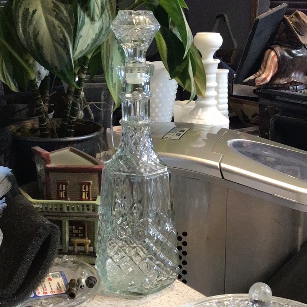 Crystal wine glass